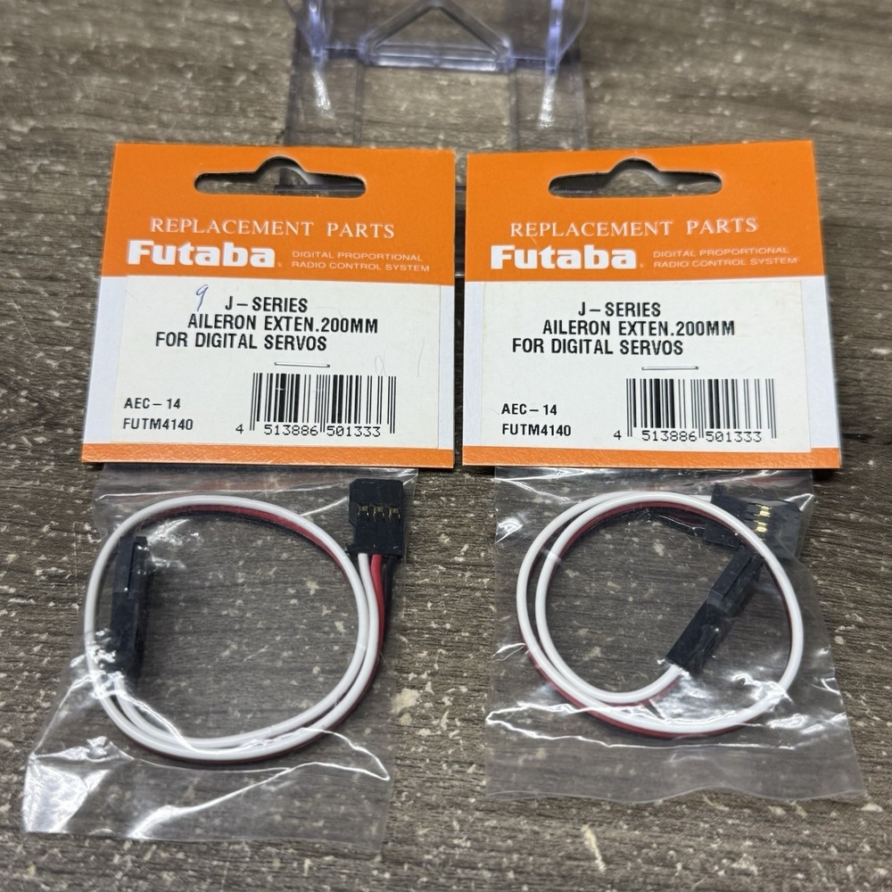 Lot Of 2 Futaba J-Series 200mm Digital Servo Extension FUTM4140 #AEC-14